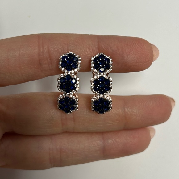 Suzy Levian Sample Rose Sterling Silver Blue White CZ Floral Earrings NWT - Picture 5 of 5